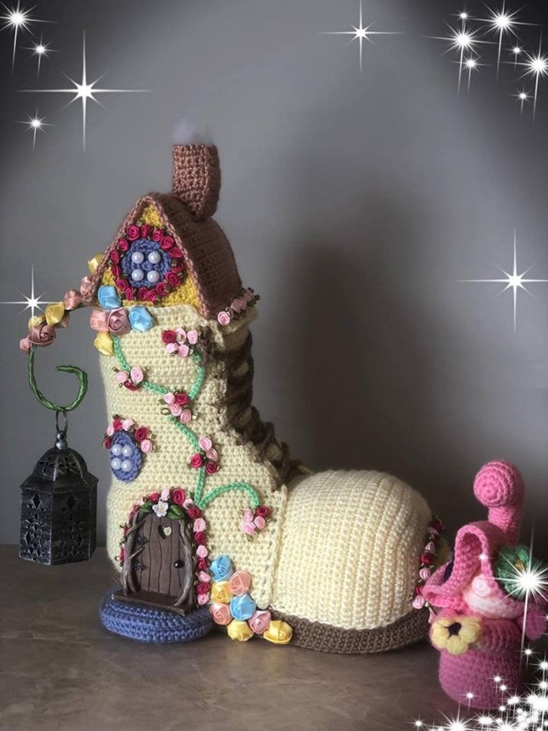 Crochet amigurumi toy, crochet pattern, Fairy House Boot and the Flower Wee Watcer image 1