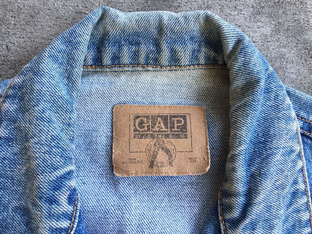 ジャケット・アウター 90s OLD GAP light ounce denim anorak JKT Vintage 90s Gap Light Wash Distressed Sherpa Lined Denim
