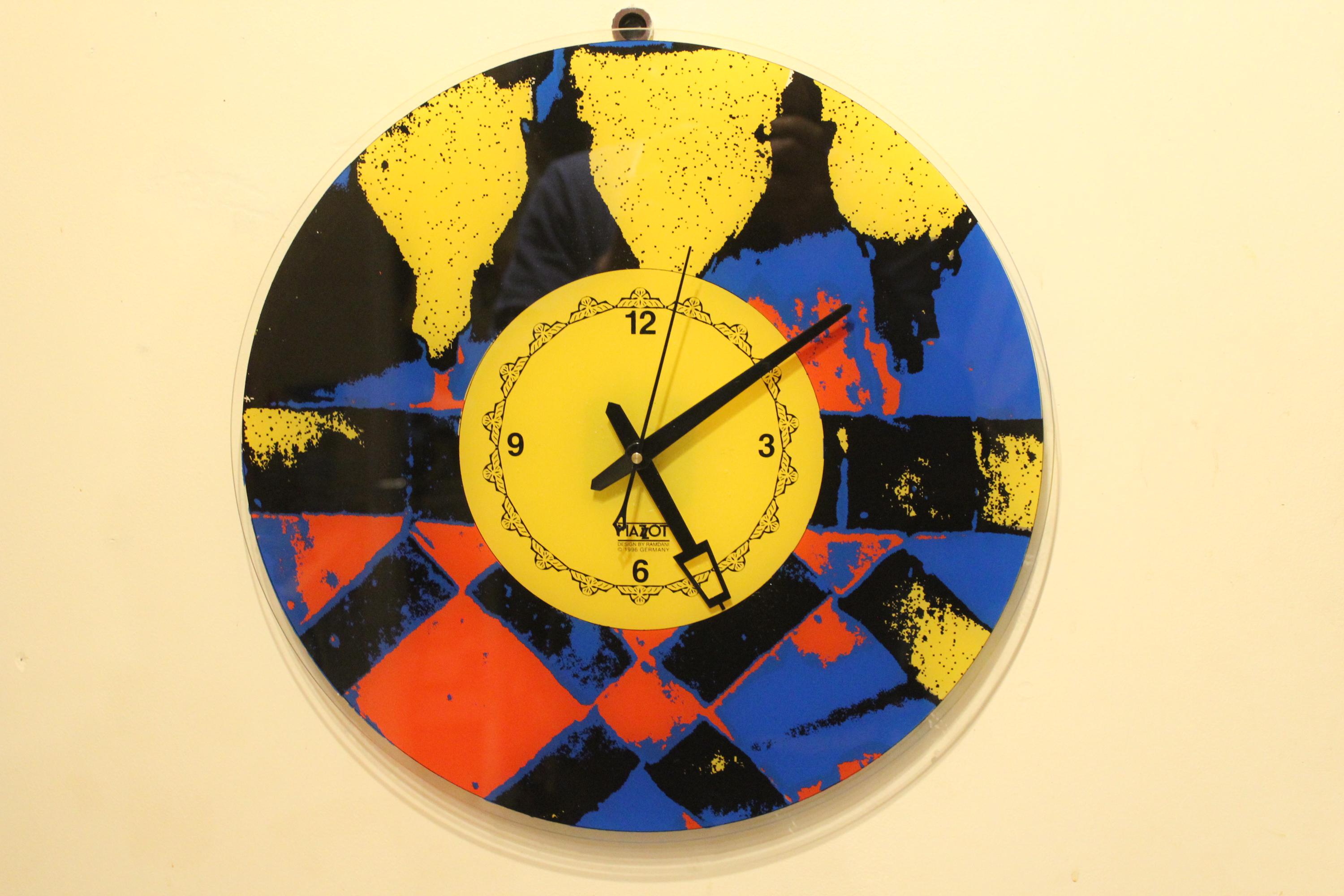 Postmodern Clock - Etsy Canada