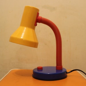 Memphis design style table lamp Brilliant