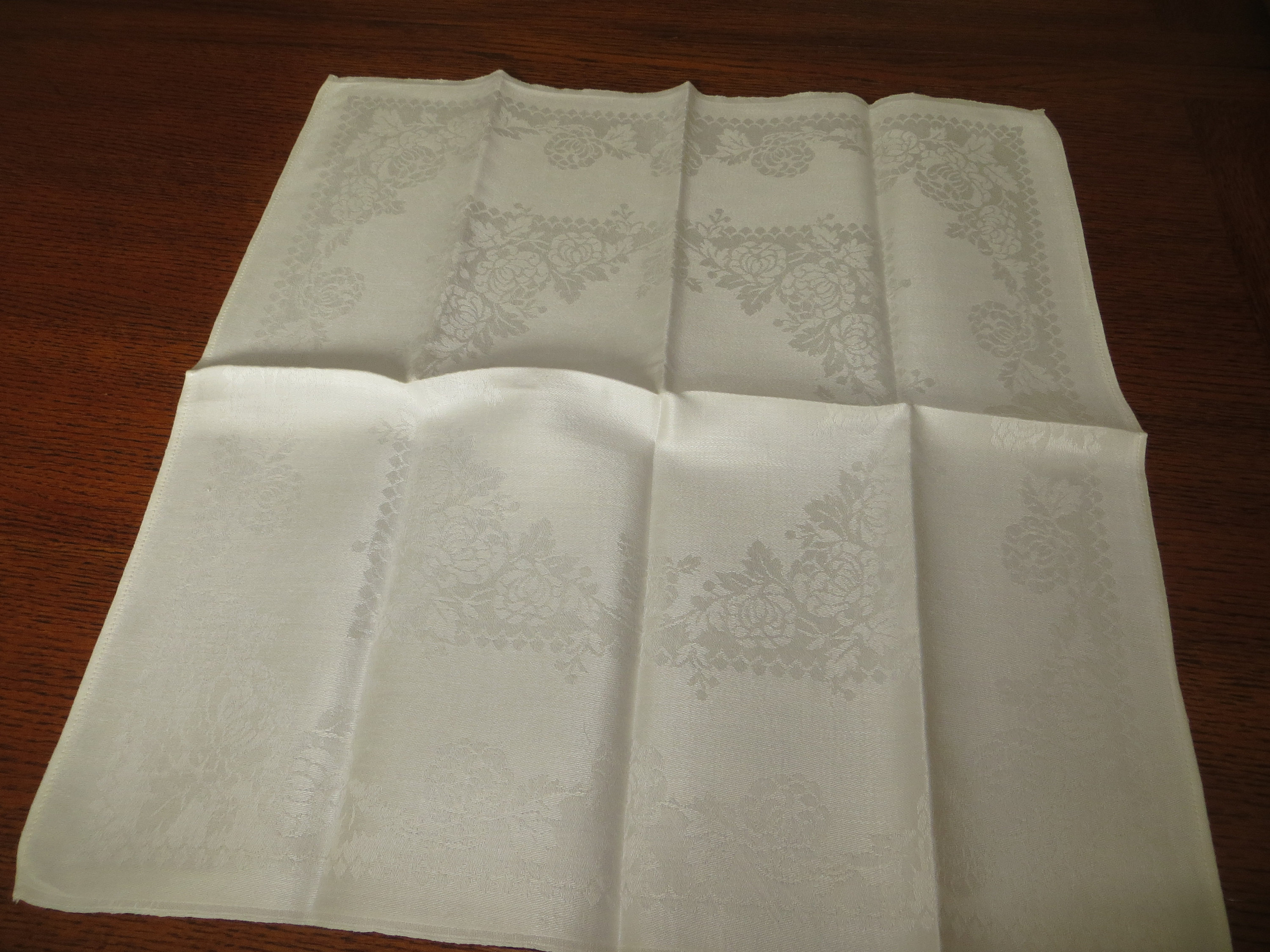 6 Beautiful Vintage OffWhite Damask Table Napkins Etsy