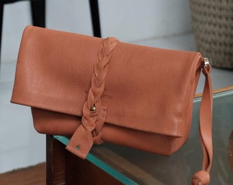 Bolso de mano trenzado: cuero genuino hecho a mano