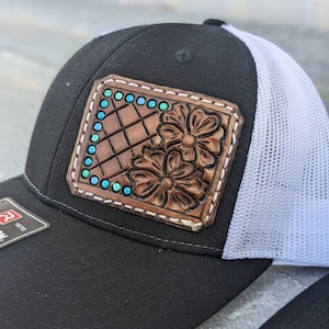 Flower and Dots Trucker Hat