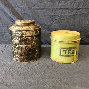 Pair of vintage Tea tins.