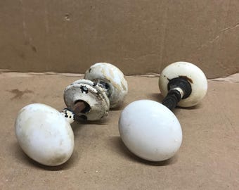 Lot of two vintage door knobs. Architectural salvage.