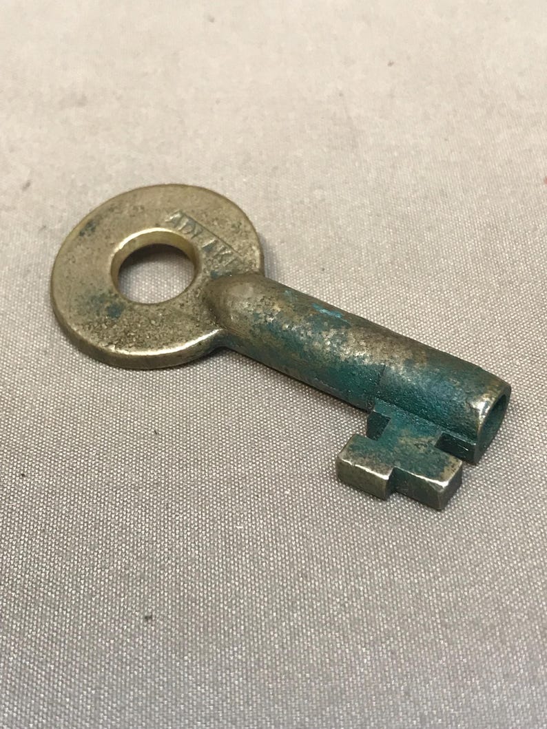 Tarnish Key Vintage New York Central Railroad Brass Key by Adlake - Etsy