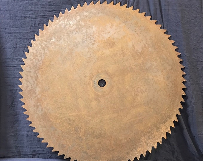 LARGE 29 1/2 Inch Buzz Saw Blade, Saw Mill Blade. Yard Art or Signage