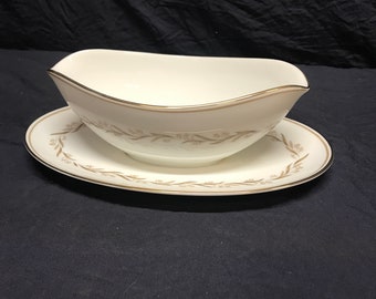 Vintage Noritake 5903 Gravy Boat with Attached Underplate. Vintage Gravy Boat. Gravy Boat.