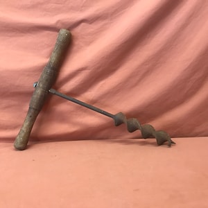 Vintage hand drill, large primitive hand drill, hand auger, primitive tools, farmhouse decor.