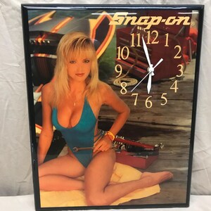 Vintage Snap On Tools Pin Up Girl Clock. Snap On Memorabilia. Snap On Collectibles. Snap On Tools.