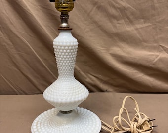 Vintage hobnail milk glass desktop lamp.