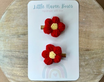 Set of 2 flower hair clips, 4th of July hair accessories, hair clips for girls, patriotic hair accessories, crochet flowers