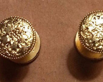 2 Floral Brass Chicago Screws 3/8"