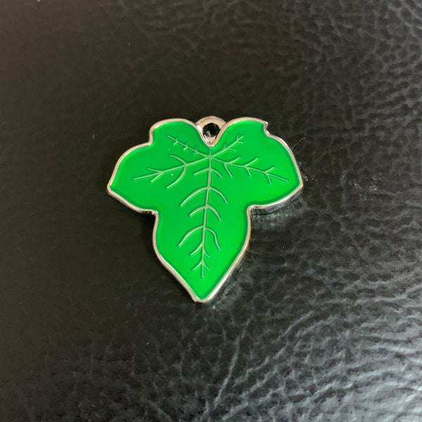 Ivy Leaf Charm