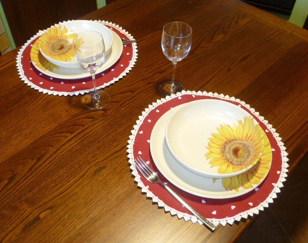 Red Underplate With White Hearts, Valentine's Day Placemat, Hearts