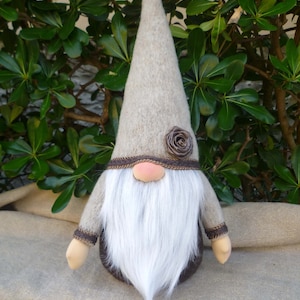 Shabby-chic gnome with rose, wedding gift gnome, Swedish Tomte,Nordic Nisse, Scandinavian Tomte,Woodland Gnome, Christmas nordic brown gnome