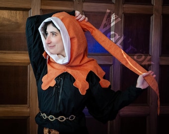 Solid Linen Medieval hood LIRIPE by Val'Rök Jester