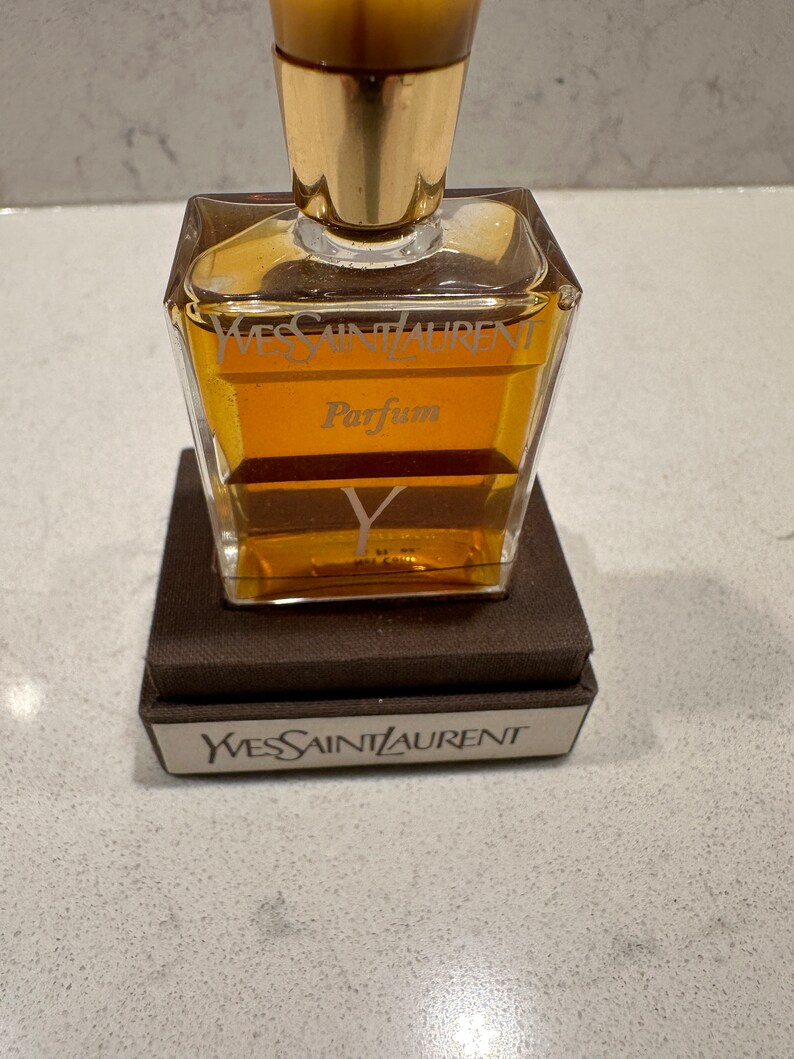 A Vintage Bottle of Yve Saint Laurent Perfume .5 fl oz in the original box image 3