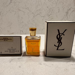 A Vintage Bottle of Yve Saint Laurent Perfume .5 fl oz in the original box image 2
