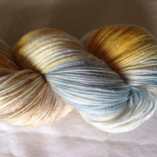 Hand dyed sparkle sock fingering weight 4 ply yarn 100g merino / nylon / stellina in On A Summer's Day colourway
