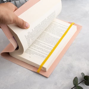 Copertina rosa per libri tascabili, proteggi libri, copertina per libri 6x9, copertina per libri in pelle vegana