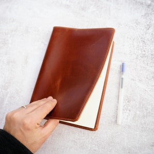 Copertina in pelle A5 per Midori MD, Hobonichi, Apica C.D. e altri / Design di base slim fit / Copertina per diario ricaricabile / Colori multipli