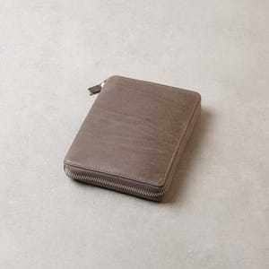 Leather Field Notes Wallet with Zipper & Pen Loop - A6 Compatible
