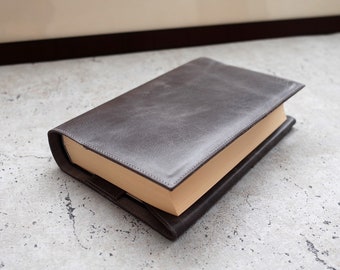 Verstellbare Buchhülle – Buchhülle aus Leder für Taschenbuch, Bibel und Tagebuch