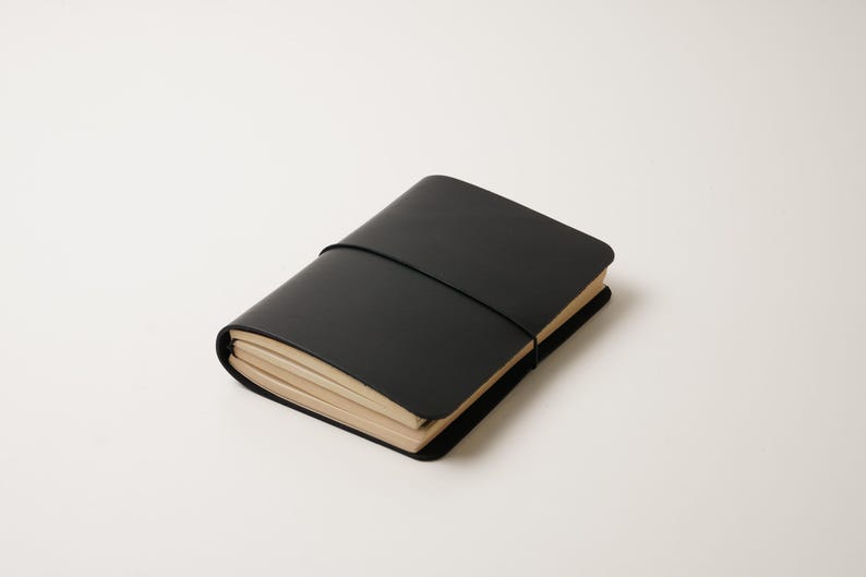 Leather B6 Travelers Notebook Cover: Fits Stalogy & Leuchtturm1917 Black