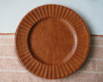 Elegant 13-Inch Fluted Vegan Leather Charger Plate in Camel - Handcrafted Modern Heirloom for Stylish Dining