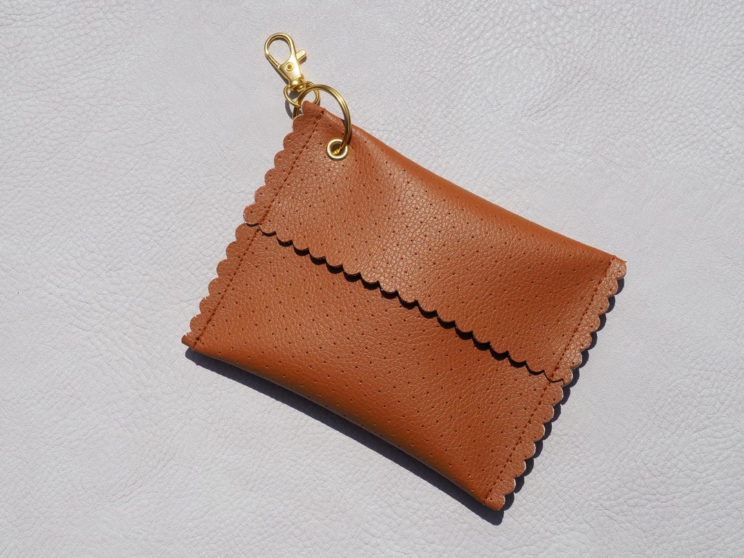 Handmade Vegan Leather Keychain Tissue Holder, Compact Pocket Tissue ...