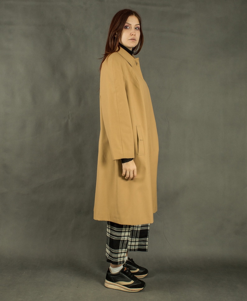Vintage 70s beige classic women/'s trench coat \u2022 Vintage cloak \u2022 Great coat \u2022 Maxi coat \u2022 Vintage clothing \u2022 oversized coat\u2022