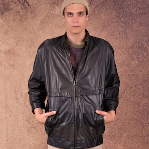 Black real leather grunge men's jacket, Vintage 90s classic car coat