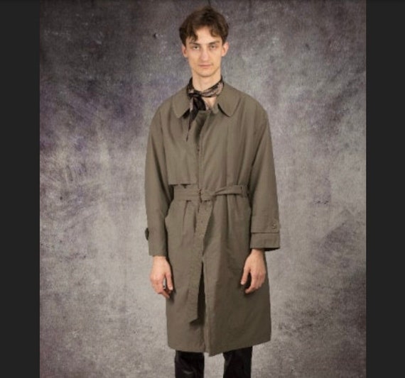 Retro 90s trench coat in minimalist style and bei… - image 3