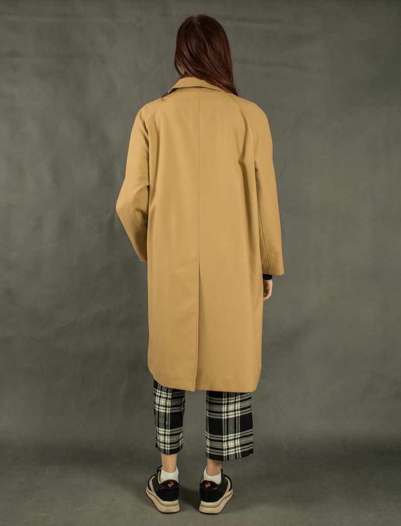 Vintage 70s beige classic women/'s trench coat \u2022 Vintage cloak \u2022 Great coat \u2022 Maxi coat \u2022 Vintage clothing \u2022 oversized coat\u2022