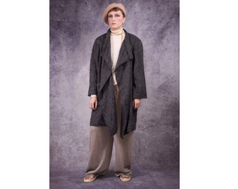 manteau vintage des années 90 en laine d'alpaga de style élégant et de couleur grise Cerutti 1881 / vêtements vintage par Mooha