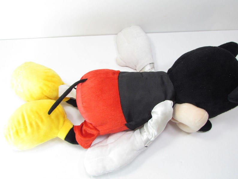 Peluche de Mickey Mouse de Disney con esmoquin y pajarita (2016) Juguete 20 Just Play imagen 2