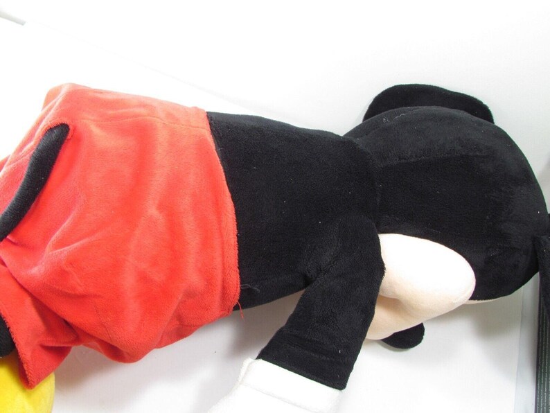 Peluche gigante di Topolino Disney da 91 cm (36 pollici) immagine 4