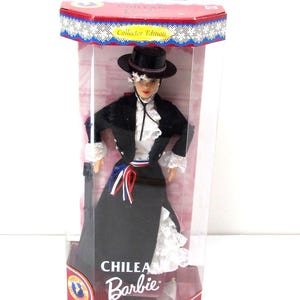 Chilean Barbie Dolls of World Collector Edition 1997 Mattel 18559