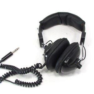 Labtec LT20 Vintage Stereo Headphones - TESTED
