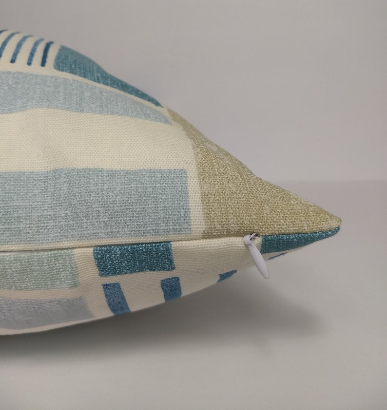 Decorative Throw Pillow Fits 18x18 Insert Dots Stripes Amagansett Beachcomber Blue White Throw Pillow Cover with Invisible Zipper