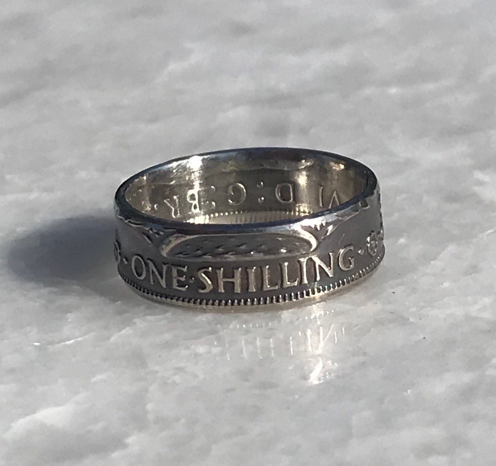 Shilling ring shop