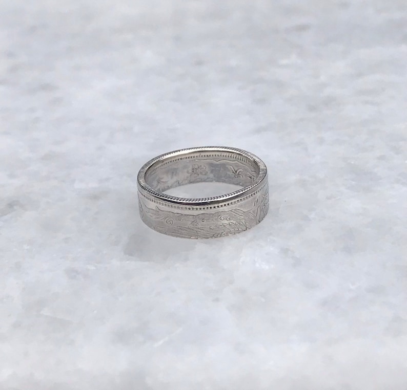 Anillo de plata de 50 sen de la era Taisho japonesa imagen 9
