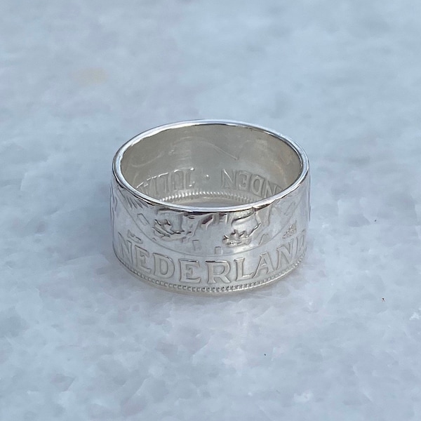 Dutch 2 1/2 Gulden Silver Coin Ring