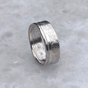 Anillo de plata de 50 sen de la era Taisho japonesa imagen 1