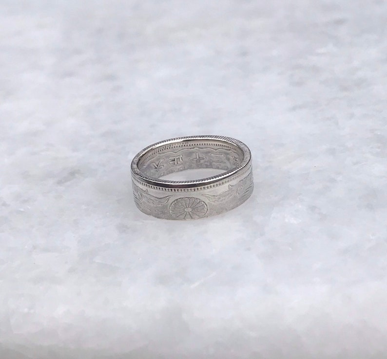 Anillo de plata de 50 sen de la era Taisho japonesa imagen 3