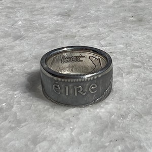 Vintage Irish Half Crown Silver Coin Ring