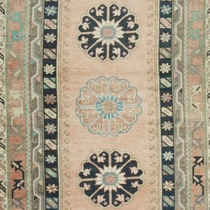 Tapete tribal turco 4x7 rosa e marinho