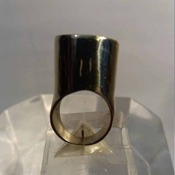 Bague design en bronze cylindre en hauteur