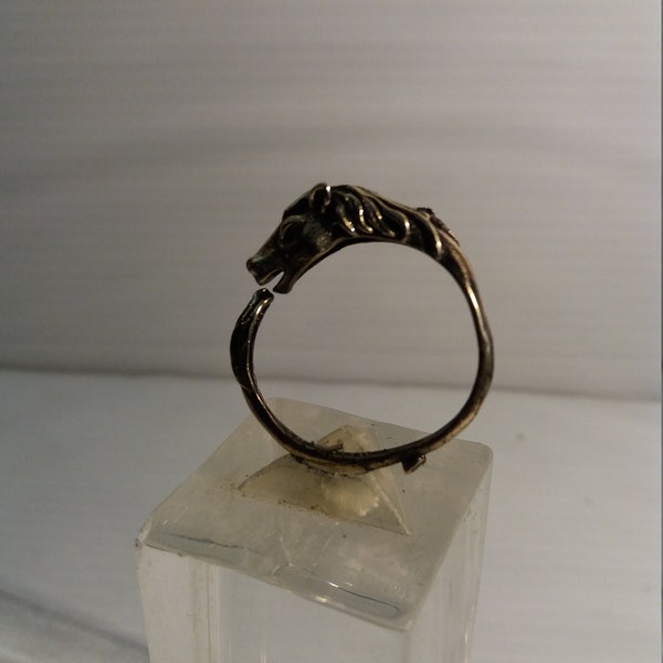 Bague en bronze tête de cheval